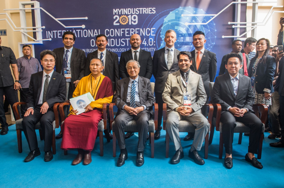 taptap����-taptap����ע��